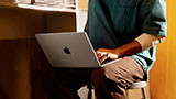 Oggi i Macbook Air da 13 pollici con chip M4 costano 250 in meno sia in versione 16GB/256GB, sia 24GB/512GB