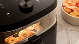 Oggi &egrave; imperdibile: la friggitrice ad aria Haier Serie 5 da 7L con finestrella costa solo 59,99� (al lancio costava 199�)