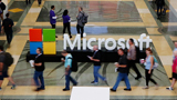Microsoft entra nel club dei 4.000 miliardi: svelati i ricavi di Azure dopo 15 anni, da non credere