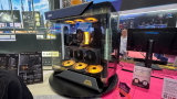 MSI MEG MAESTRO 900: il gigante di vetro che ridefinisce la build da showroom