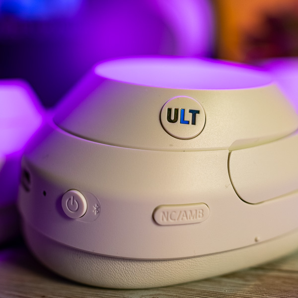 Sony ULT Power Sound ULT Wear cuffie wireless Bluetooth con ANC