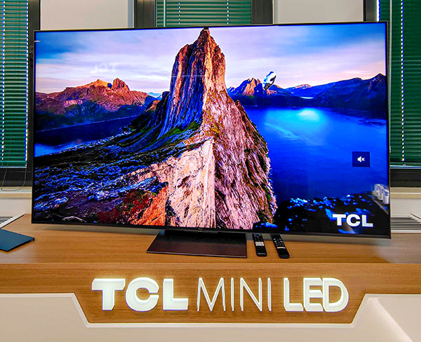 Recensione TV TCL X10: ecco perché i Mini LED cambiano il gioco 