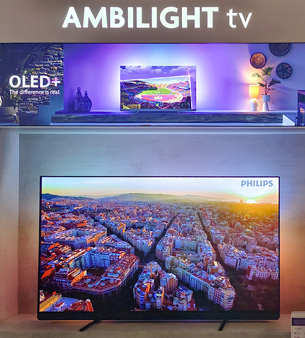 TP Vision Ambilight TV Philips OLED+909